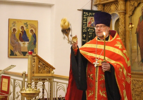 Всенощное бдение в канун празника памяти свщмч. Макария (Гневушева)