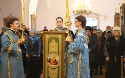 Служение Епископа Сергия в праздник Сретения Господня