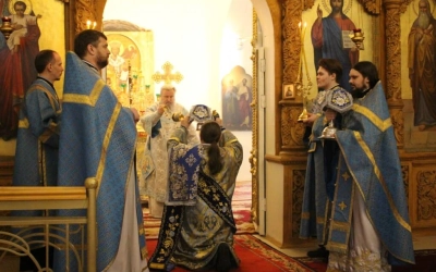 Служение Епископа Сергия в праздник Сретения Господня