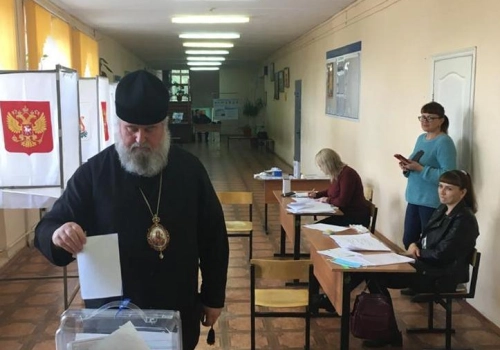 Епископ Вяземский и Гагаринский Сергий принял участие в выборах Губернатора Смоленской области