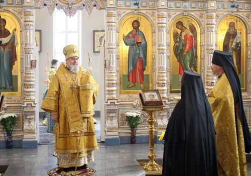 Епископ Сергий совершил Божественную литургию в Спасо-Богородицком монастыре
