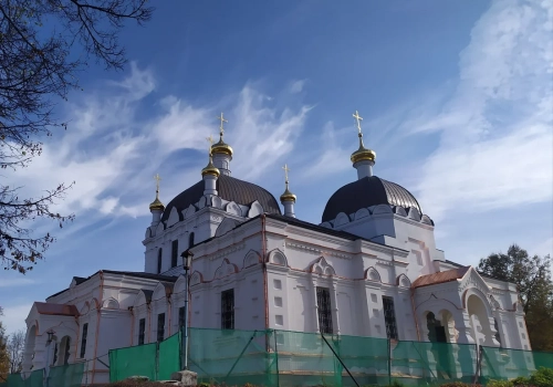 В Благовещенском соборе города Гагарин был совершён первый молебен