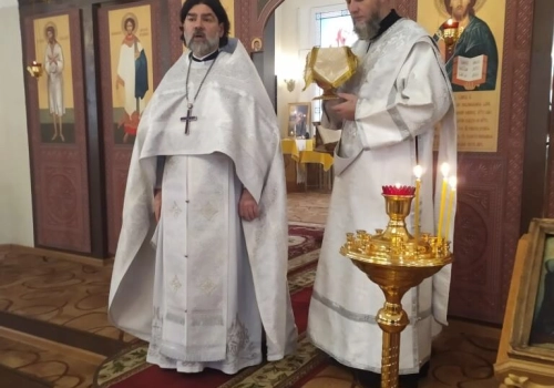 Божественная Литургия в день Собора Архангела Михаила и прочих Небесных Сил бесплотных