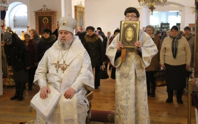 Служение Епископа Сергия в день Вселенской родительской субботы