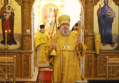 В Неделю 28-ю по Пятидесятнице, день памяти Свт. Амвро́сия, епископа Медиоланского, Преосвященнейший Сергий, епископ Вяземский и Гагаринский возглавил Божественную литургию в Свято-Троицком кафедральном соборе города Вязьма