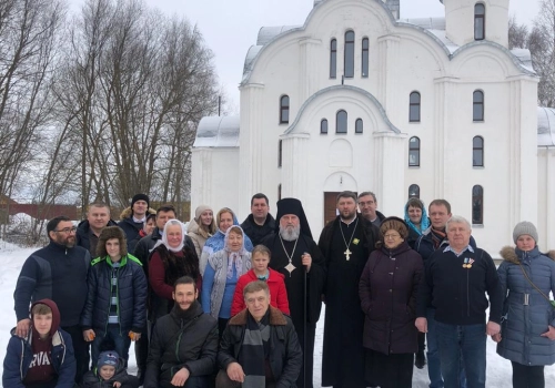 Епископ Вяземский и Гагаринский Сергий совершил Великое освящение храма в честь иконы Божией Матери 