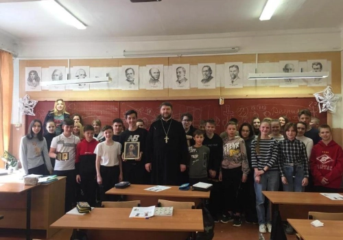 Просветительские встречи с настоятелем строящегося храма прп. Серафима Саровского Чудотворца