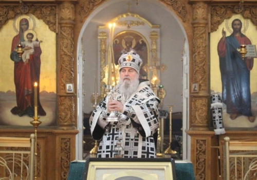 В Четверток Великого канона 5-й седмицы Великого поста, Преосвященнейший Сергий, епископ Вяземский и Гагаринский совершил Литургию Преждеосвященных Даров в Свято-Троицком кафедральном соборе города Вязьма