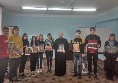 Руководитель ОРОиК Вяземской епархии рассказал студентам о смысле Великого поста и Празника Пасхи