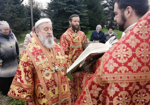 Епископ Вяземский и Гагаринский Сергий совершил Божественную литургию в Свято-Троицком кафедральном соборе города Вязьма