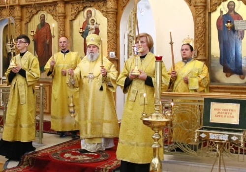 Накануне Недели 11-й по Пятидесятнице епископ Вяземский и Гагаринский Сергий совершил Всенощное бдение в Свято-Троицком кафедральном соборе города Вязьма