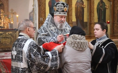 Епископ Сергий совершил Литургию Преждеосвященных Даров в Троицком соборе