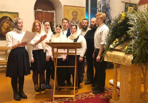 При молодежно-миссионерском отделе Вяземской епархии начались курсы по искусству церковного пения