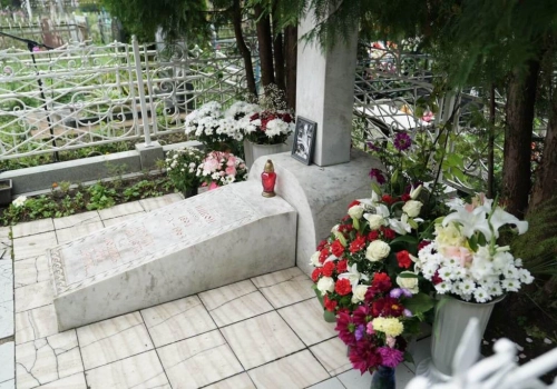 В 58-ю годовщину блаженной кончины игумена Никона (Воробьёва) в Вознесенском храме города Гагарин была совершена Божественная литургия