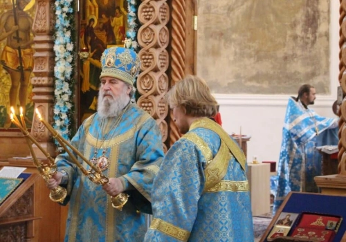 В праздник Рождества Пресвятой Богородицы Епископ Вяземский и Гагаринский Сергий совершил Божественную литургию в храме Рождества Пресвятой Богородицы г. Вязьмы