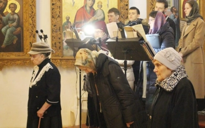 служение Епископа Сергия в день памяти Вмч. Фео́дора Ти́рона и блж. Матро́ны Московской