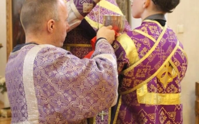 служение Епископа Сергия в день памяти Вмч. Фео́дора Ти́рона и блж. Матро́ны Московской