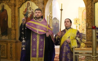 Епископ Сергий возглавил Всенощное бдение в Свято-Троицком кафедральном соборе