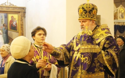 Епископ Сергий возглавил Всенощное бдение в Свято-Троицком кафедральном соборе
