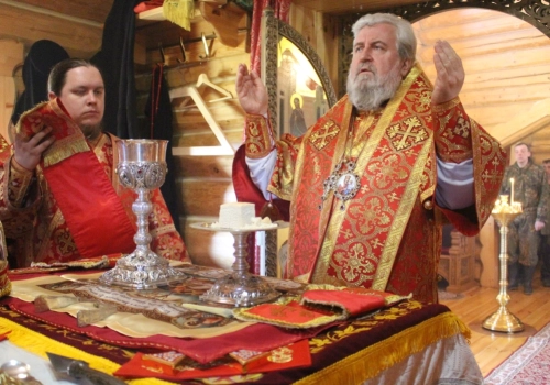 Епископ Вяземский и Гагаринский Сергий совершил Божественную литургию в Свято-Владимирском монастыре на истоке реки Днепр