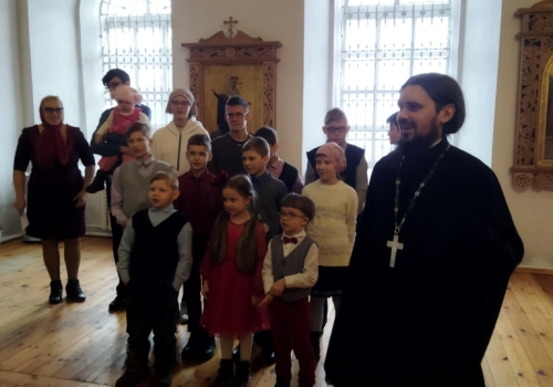 Пасхальный концерт от воспитанников воскресной школы Свято-Троицкого собора