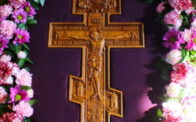 служение Епископа Сергия в третью Неделю Великого поста, Крестопоклонную