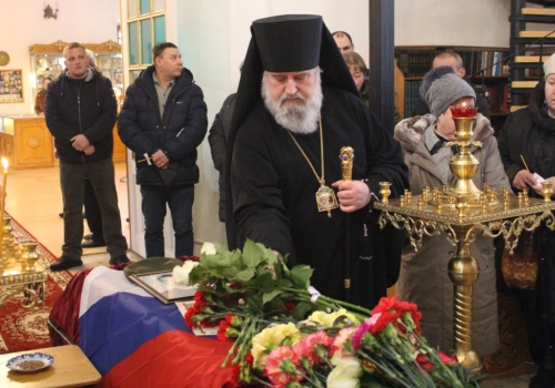 Епископ Сергий возглавил чин отпевания воина Андрея