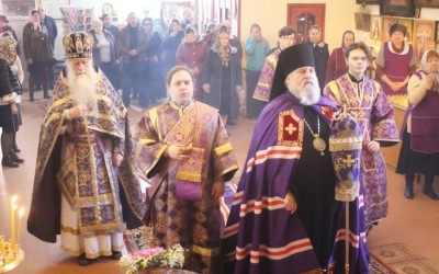 служение епископа Сергия в Неделю 5-ю Великого поста, день памяти прп. Марии Египетской