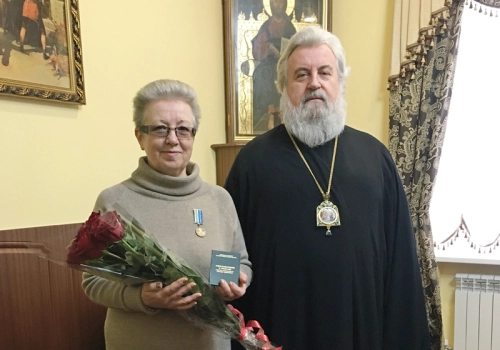 Правящий архиерей поздравил с юбилеем Руководителя отдела Вяземской епархии по социальному служению и церковной благотворительности