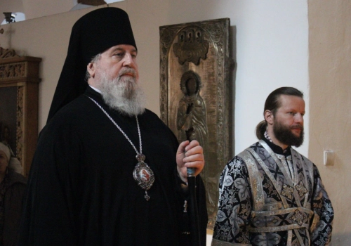 Архиерейское служение в Великий Вторник и общеепархиальная исповедь