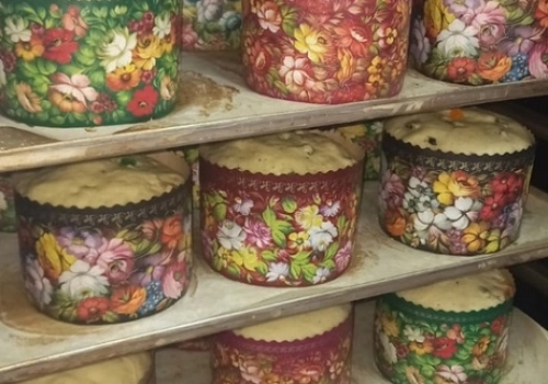 Поздравление пенсионеров и людей с ОВЗ с Великим праздником Светлого Христова Воскресения в рамках реализации проекта «Хлеб насущный».