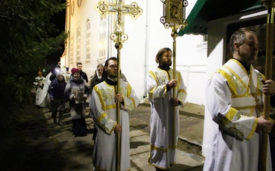 служение Епископа Сергия в праздник Светлого Христова Воскресения