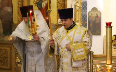 служение Епископа Сергия в праздник Светлого Христова Воскресения