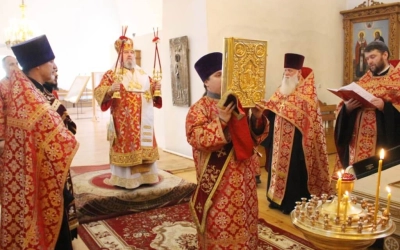 Пасхальная Великая вечерня