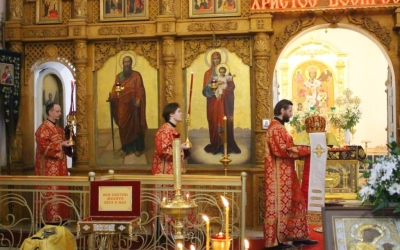 служение Епископа Сергия в день Престольного праздника