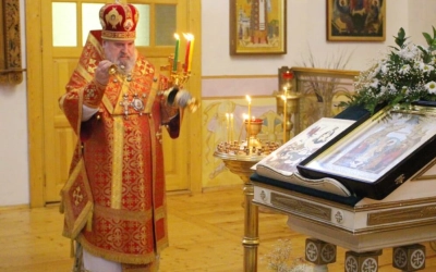 служение Епископа Сергия в день памяти иконы Божией Матери