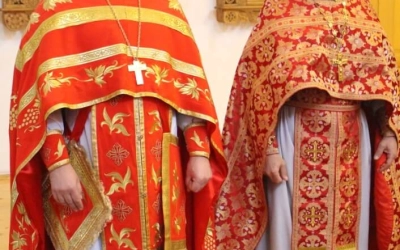 служение Божественной литургии в день Великой Победы