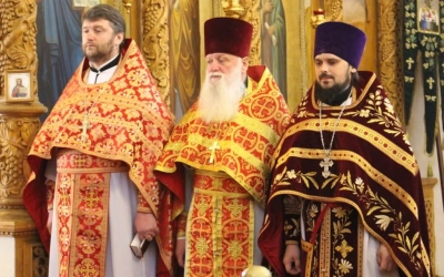 служение Божественной литургии в день Великой Победы