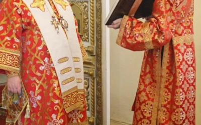 служение Божественной литургии в день Великой Победы