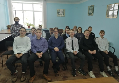 В Вяземской МБУК ВЦБС прошла встреча с учащимися школы № 10