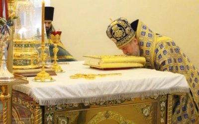 Служение Епископа Сергия в день празднования иконы Божией Матери