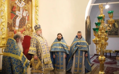 Служение Епископа Сергия в день празднования иконы Божией Матери