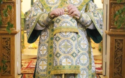 служение Епископа Сергия в праздник Святой Троицы