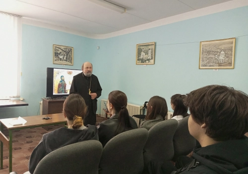 Встреча священника со студентами на тему: «Первоучители добра и просвещения: Кирилл и Мефодий»