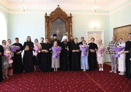 Митрополит Исидор встретился с будущими семейными парами семинаристов
