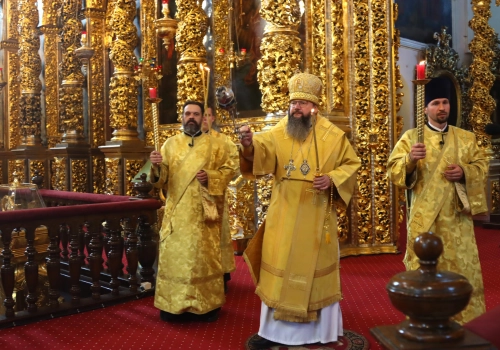 Митрополит Исидор возглавил Всенощное бдение в канун Недели 5-й по Пятидесятнице