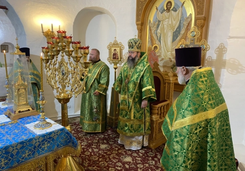 Божественная литургия в Иоанно-Предтеченском монастыре г. Вязьма