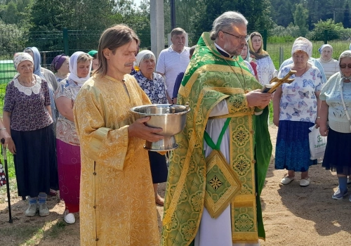 Престольный праздник в день обретения честных мощей Преподобного Сергия Радонежского в д. Касня
