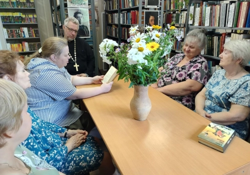 В Игоревской сельской библиотеке состоялся исторический видео-экскурс «Крещение Руси: историческое значение принятия христианства»