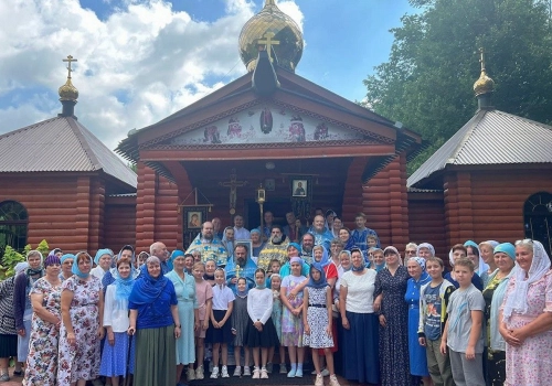 Божественная литургия в день Престольного праздника села Карманово